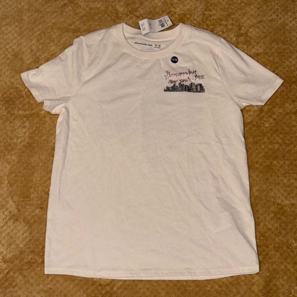 Abercrombie & Fitch White Crewneck Tee with Chest Graphic